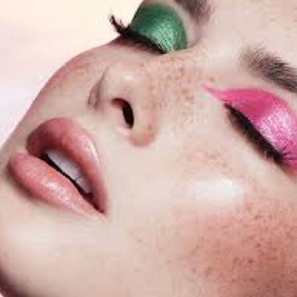 Stila Shimmer & Glow Liquid Eyeshadow - Picture 7 of 7